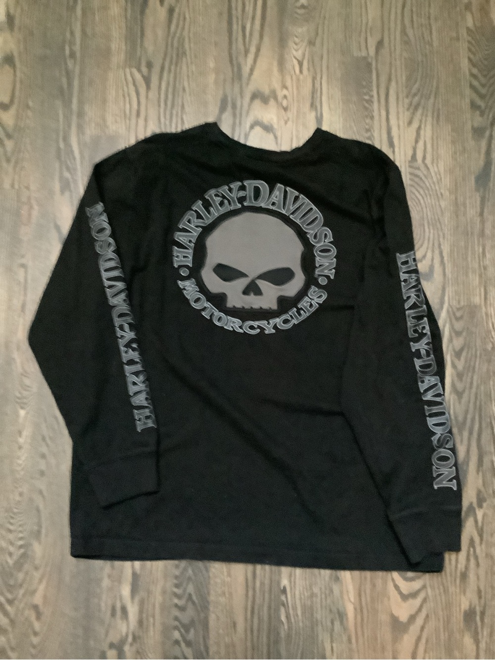 Harley-Davidson Black Long Sleeve Skull Logo Tee with Sleeve Branding